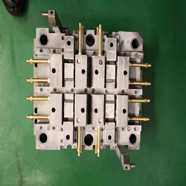 Plastic Injection Mold Mould for Plastic Moulded Office Equipments 2